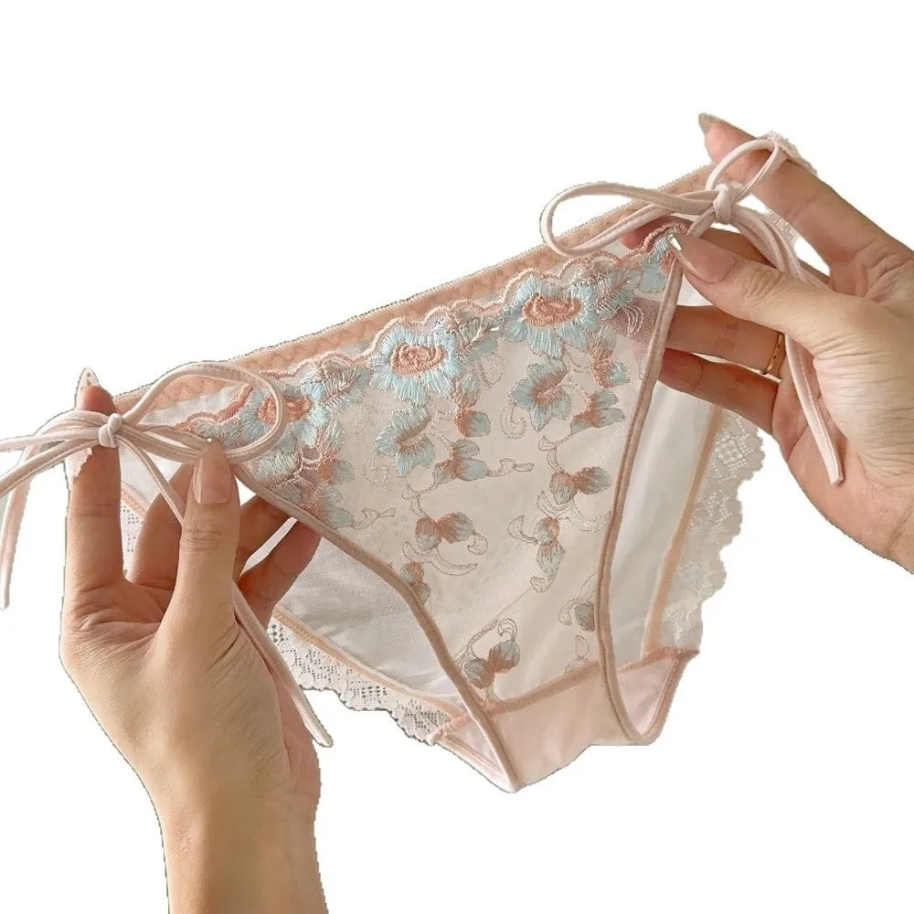 Lingerie Low Waist Embroidery Flower Panties Cotton Crotch Sweet Mesh Lace Briefs Transparent Underwear for Women Lady