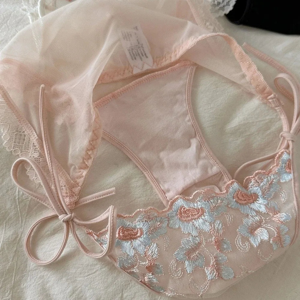 Lingerie Low Waist Embroidery Flower Panties Cotton Crotch Sweet Mesh Lace Briefs Transparent Underwear for Women Lady