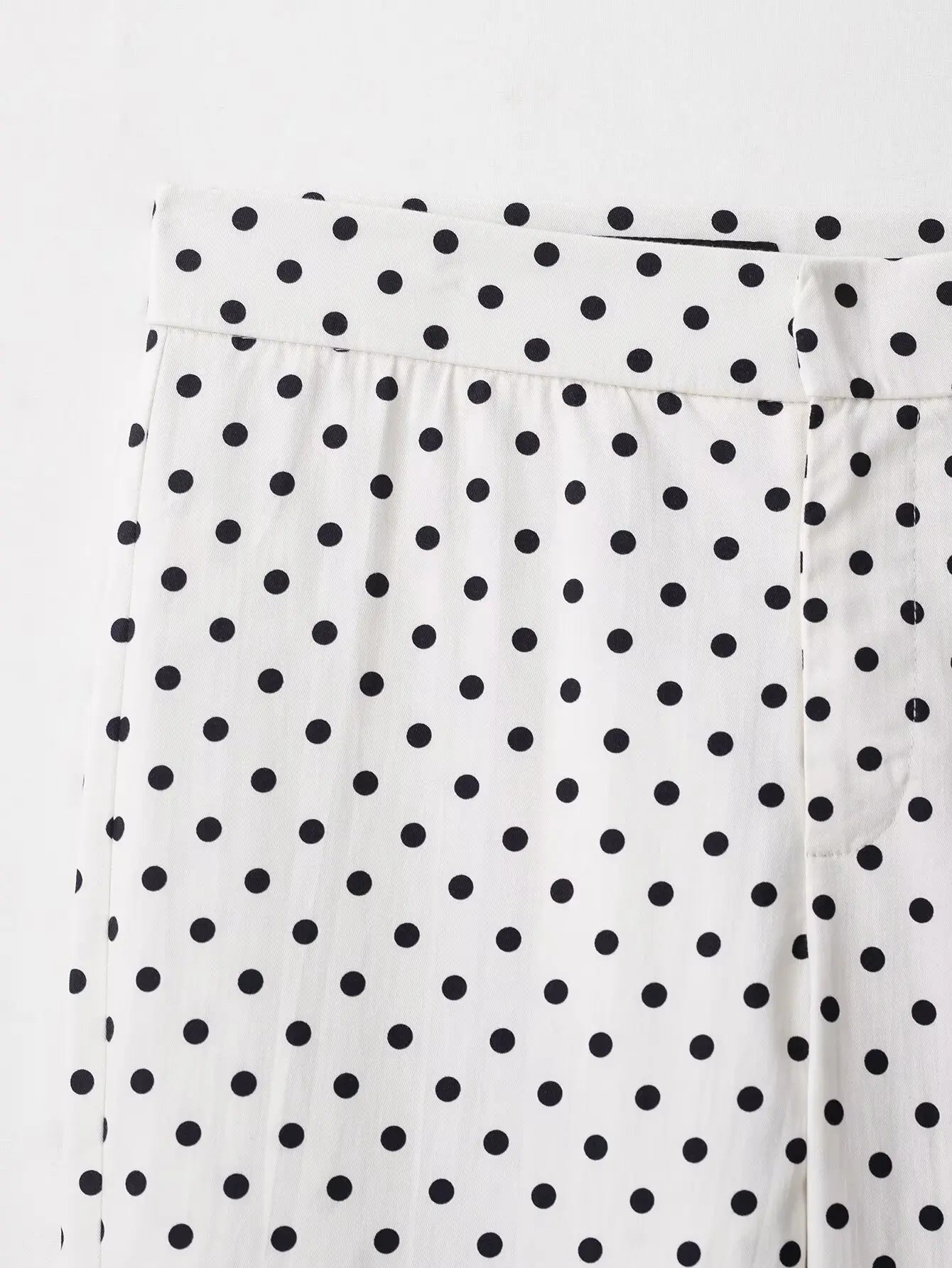 HH Woman Autumn Long Sleeves Turtleneck Zipper With Pockets Drawstring Casual Coats Women Fashion Polka Dot Printed Jacket