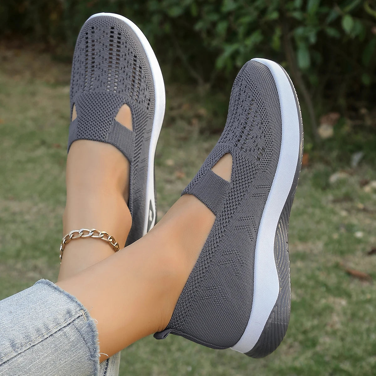 Women's shoes, women's sports shoes, summer flying woven mesh soft sole breathable sports shoes